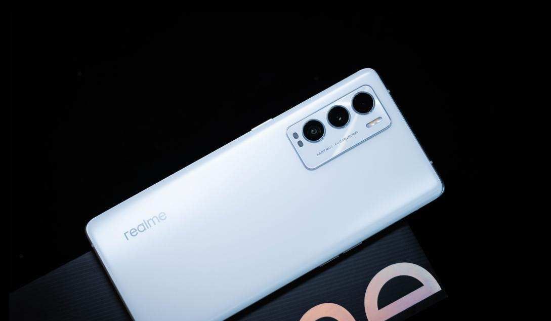 真我GT大师探索版:这可能是realme最具“惊喜感”的产品 - 鹿快