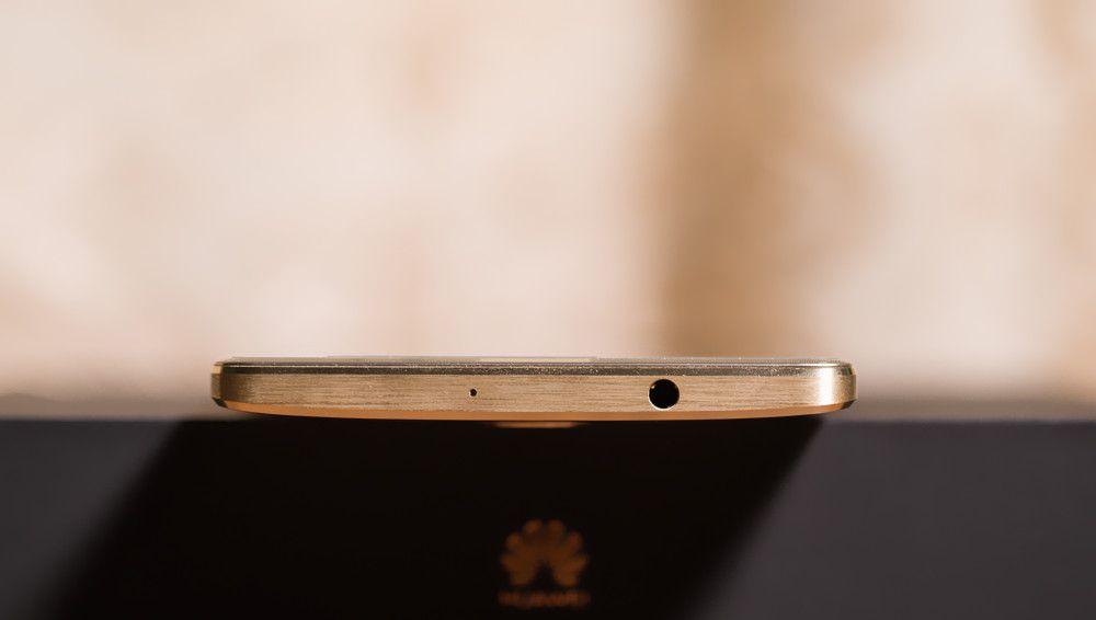 性能卓越 延续经典 - 华为Mate 8评测