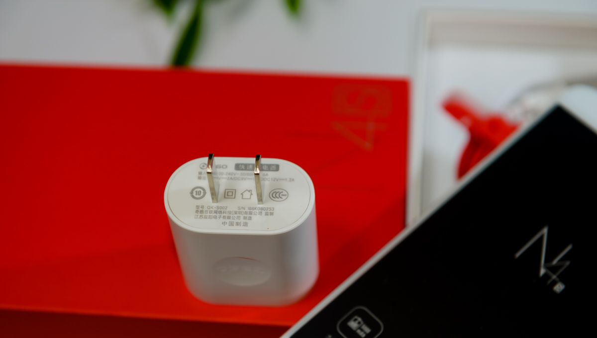 千元手机性价比之王-360手机N4S开箱。