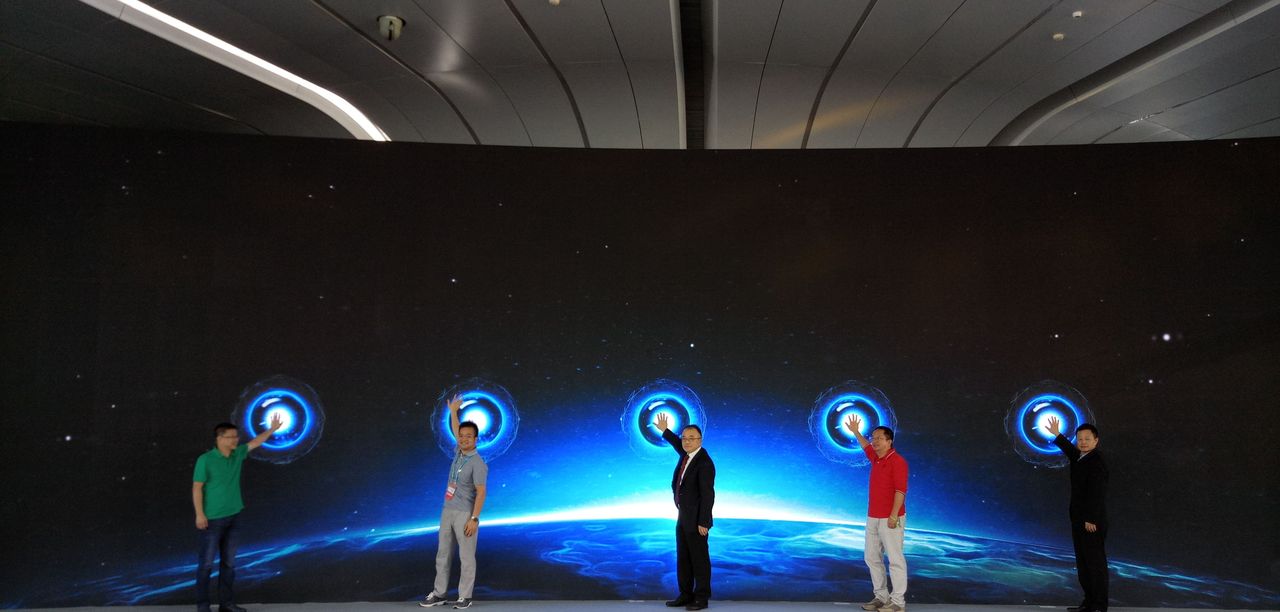 360 N4S现场上手,只要1199元非常值! - 鹿快