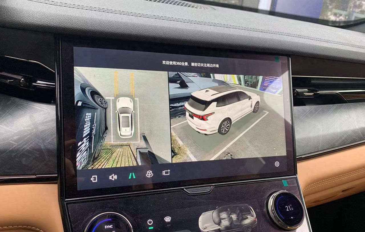 360全景影像帮助新手轻松倒车 - 鹿快