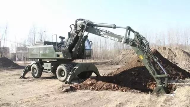 word天,军人这些爆表的专业技能你见过几样?