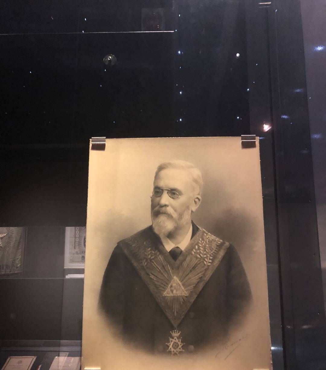 Lost Symbol:共济会法国大东方会巴黎总部参观