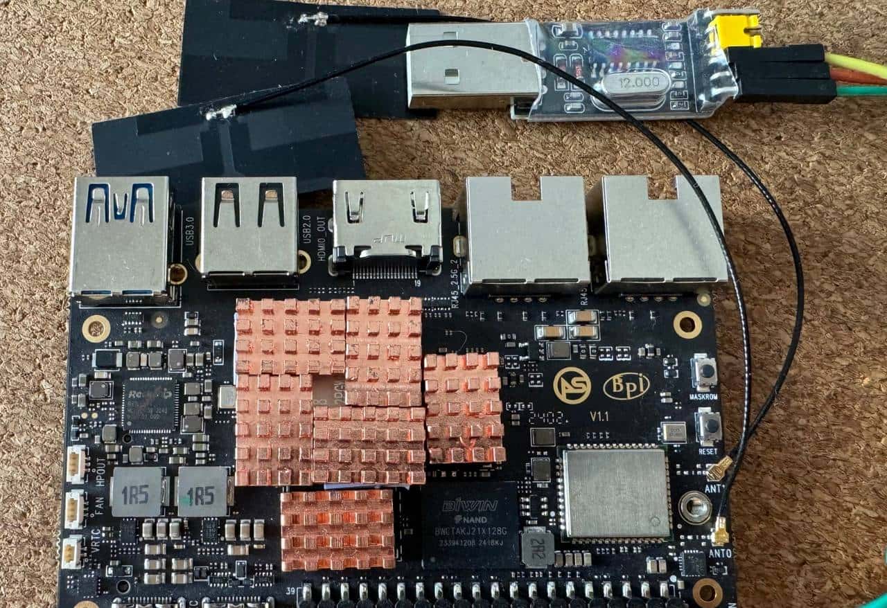 香蕉派 Banana Pi BPI-M7 瑞芯微RK3588开发板评测