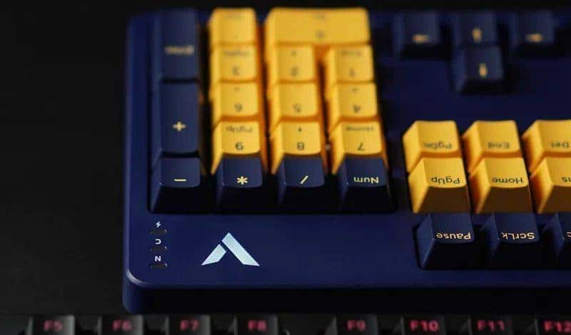 雷柏V500PRO多模版机械键盘上手简评