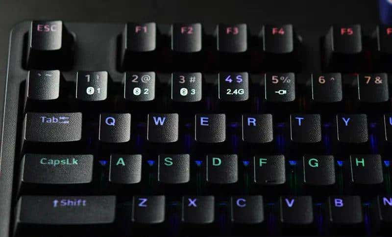 雷柏V500PRO多模版机械键盘上手简评