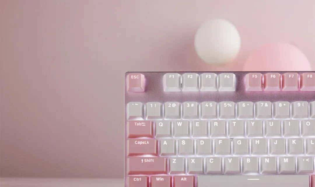 粉色能做到不腻的，应该就是这把雷柏新发布V500PRO游戏机械键盘