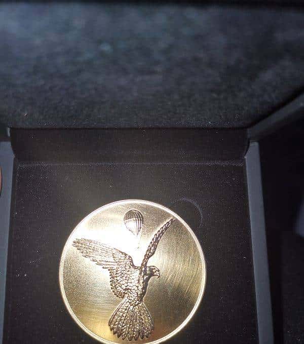 这个大奖,153年来第一次颁给了中国团队