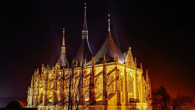 伏尔塔瓦河畔的童话世界,小清新与重口味的捷克之旅