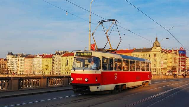 伏尔塔瓦河畔的童话世界,小清新与重口味的捷克之旅