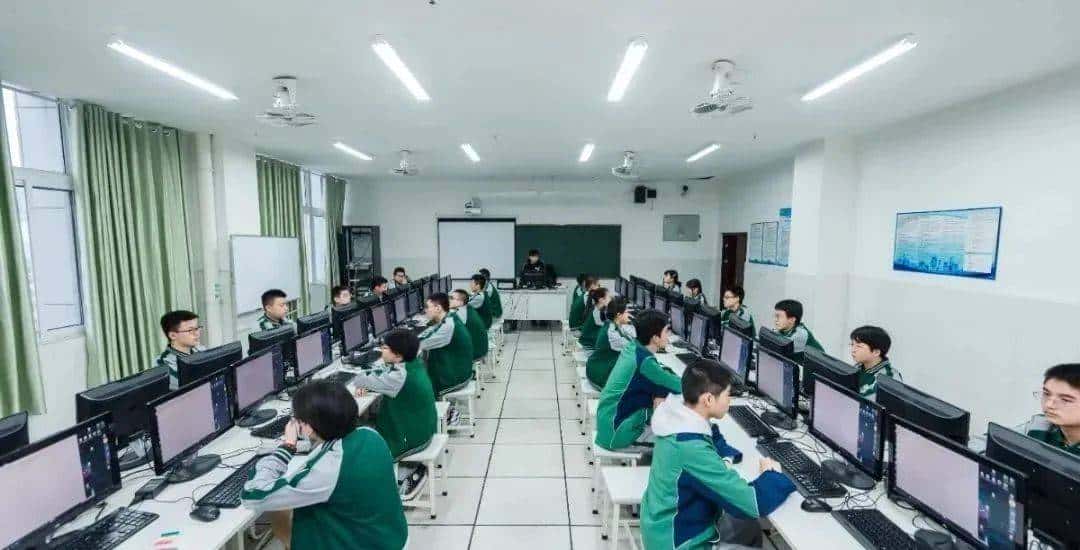 全国青少年信息学奥赛和创意编程大赛，攀枝花多名同学获佳绩