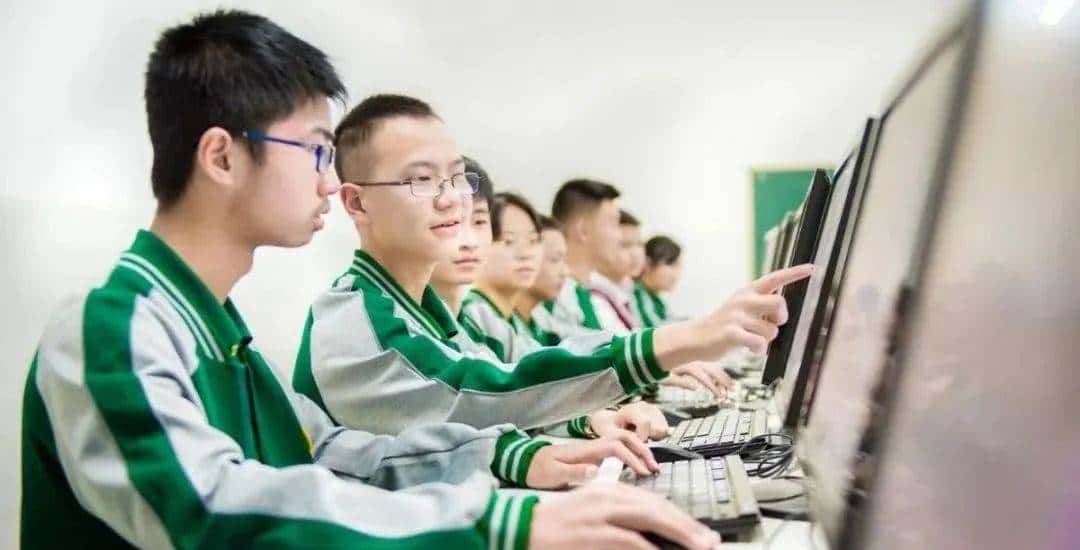 全国青少年信息学奥赛和创意编程大赛，攀枝花多名同学获佳绩