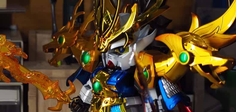 SD比例加大版精涂刘备高达模型