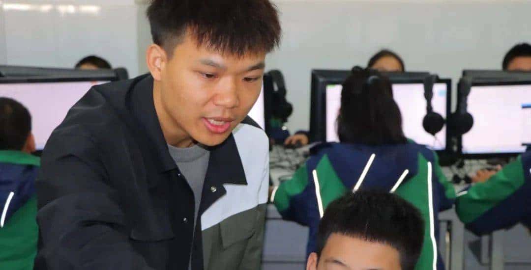 全国青少年信息学奥赛和创意编程大赛，攀枝花多名同学获佳绩