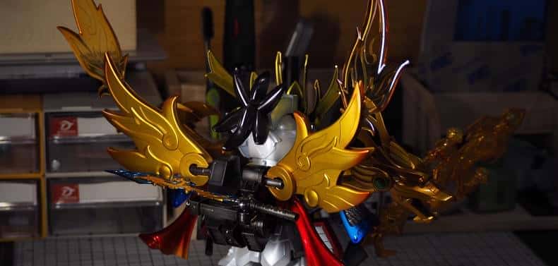 SD比例加大版精涂刘备高达模型