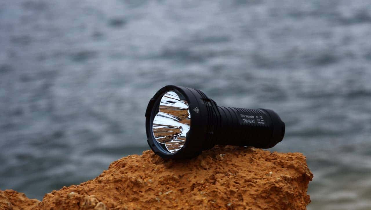 天黑没灯就是瞎！帮你挑了13款灯应付各种黑夜！