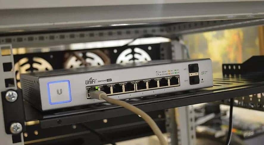 交换机ip端口地址和网关的区别 - 鹿快