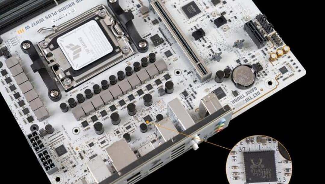 硬核电竞与实用主义的结合,华硕 B850重炮手二代 主板 评测