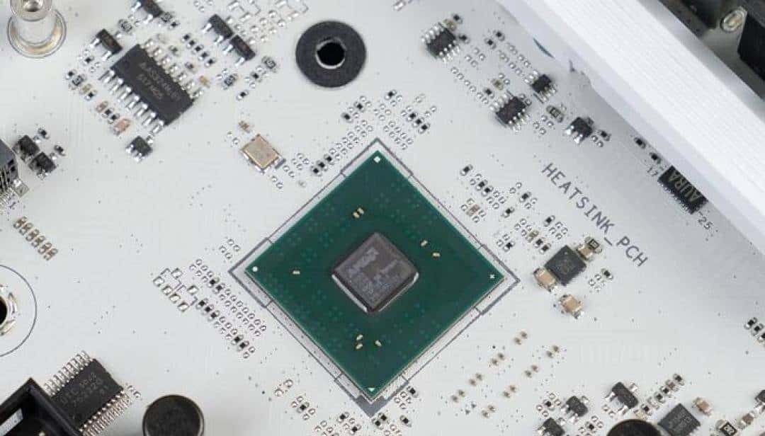 硬核电竞与实用主义的结合,华硕 B850重炮手二代 主板 评测