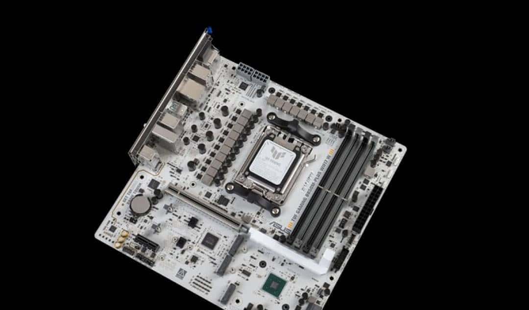 硬核电竞与实用主义的结合,华硕 B850重炮手二代 主板 评测