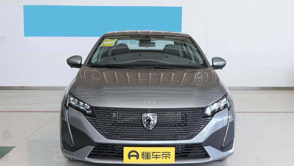 标致408:法系底盘真香,颜值能打!花小钱办大事 - 鹿快