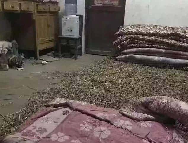 还觍个脸喊穷吗?看看他们的日子,再看看你自己