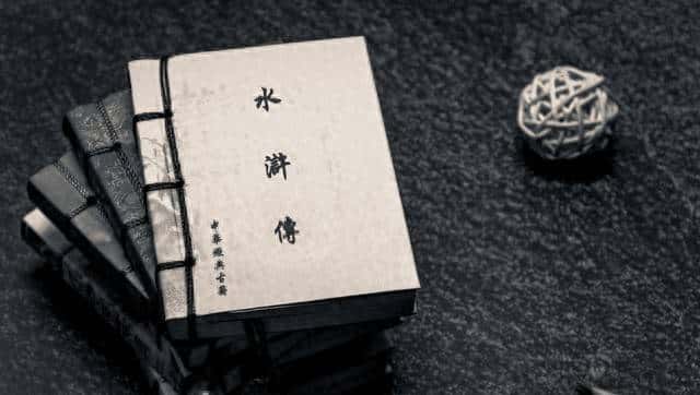 林冲与关胜,到底谁的武艺更高一点?从一些细节描写可以看出来 - 鹿快