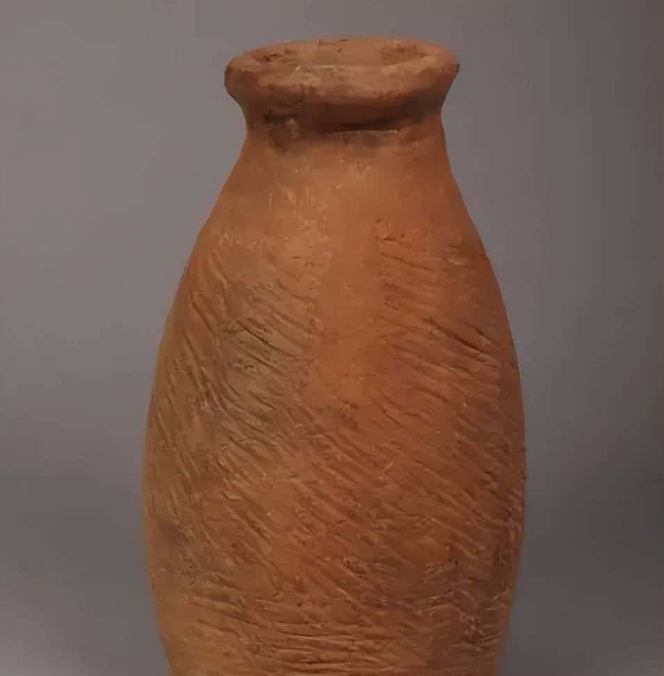 78年河南树坑出现红陶片，一人挖出陶缸，24年后才知是国宝中国宝