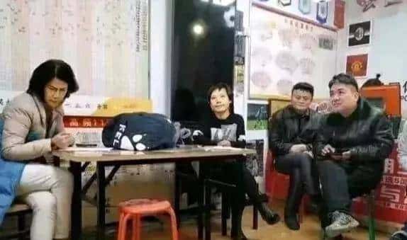 还觍个脸喊穷吗?看看他们的日子,再看看你自己 - 鹿快