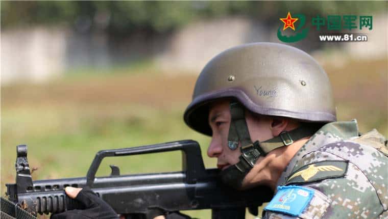 国防科大的特战训练，为你骄傲鼓掌！