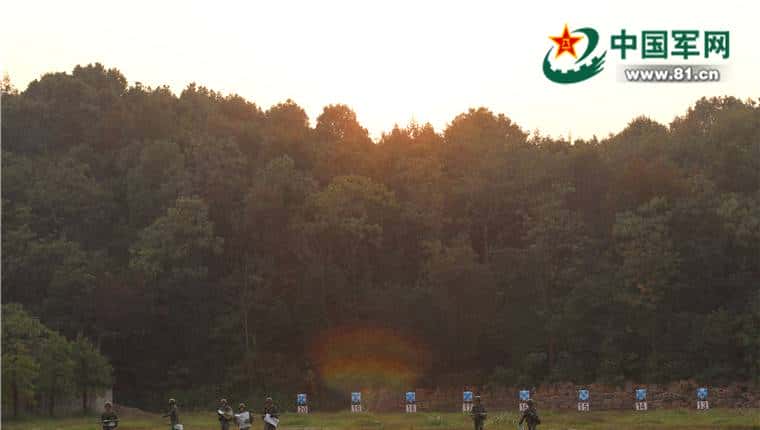 国防科大的特战训练，为你骄傲鼓掌！