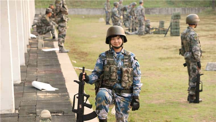 国防科大的特战训练，为你骄傲鼓掌！