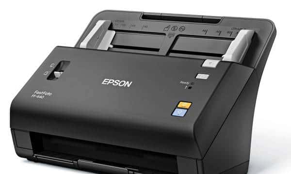 爱普生发布FastFoto FF-640扫描仪 可以每秒扫描一张照片