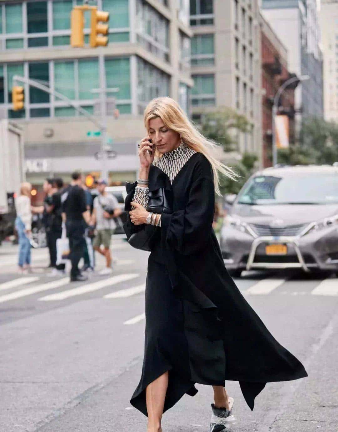 小暑天儿穿什么才能让你“露”出透心凉?