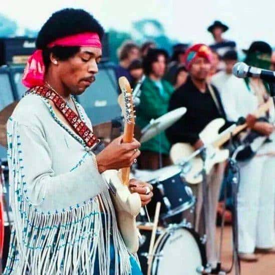 小暑天儿穿什么才能让你“露”出透心凉?