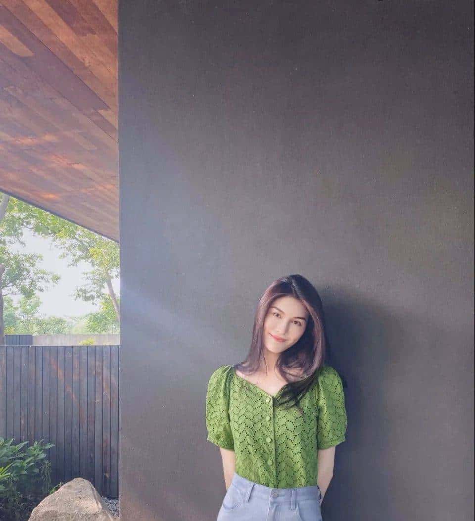 小暑天儿穿什么才能让你“露”出透心凉?