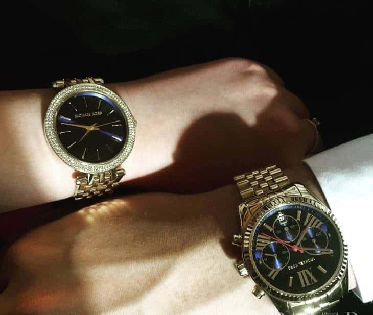 听说情人节快来了?我发现戴“对”表才是正确撒狗粮的方式!