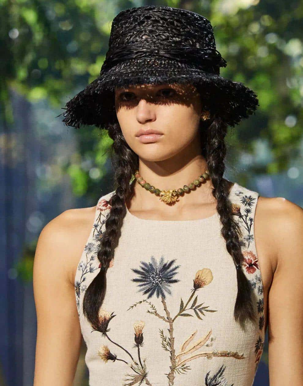 小暑天儿穿什么才能让你“露”出透心凉?