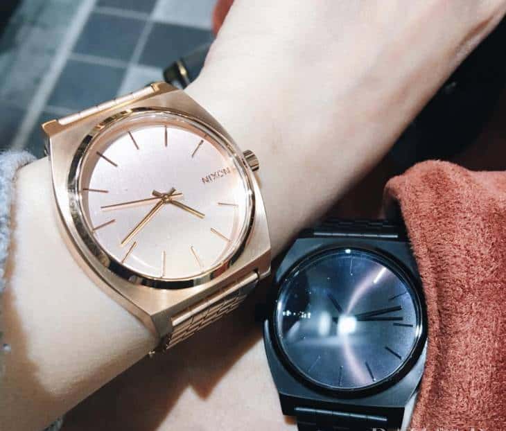 听说情人节快来了?我发现戴“对”表才是正确撒狗粮的方式!