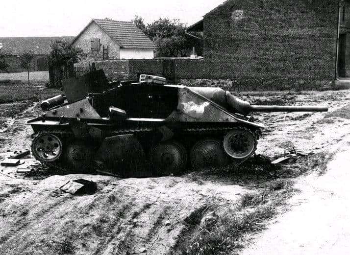 “追猎者”坦克歼击车 - - Sd.Kfz.138/2