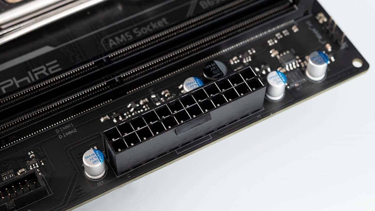 蓝宝石AMD RADEON Pulse 脉动 B650M WIFI主板评测:能打能超的性价比之王