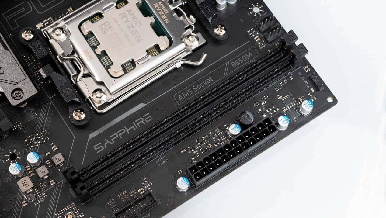 蓝宝石AMD RADEON Pulse 脉动 B650M WIFI主板评测:能打能超的性价比之王