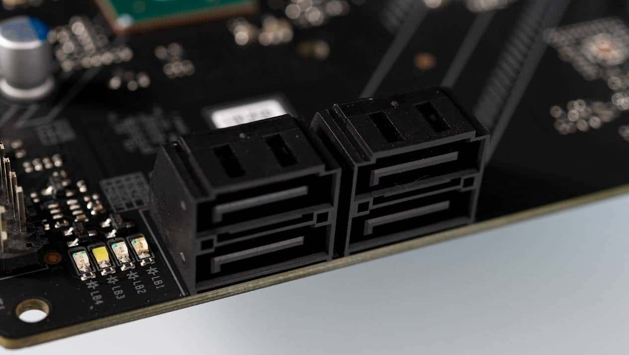 蓝宝石AMD RADEON Pulse 脉动 B650M WIFI主板评测:能打能超的性价比之王