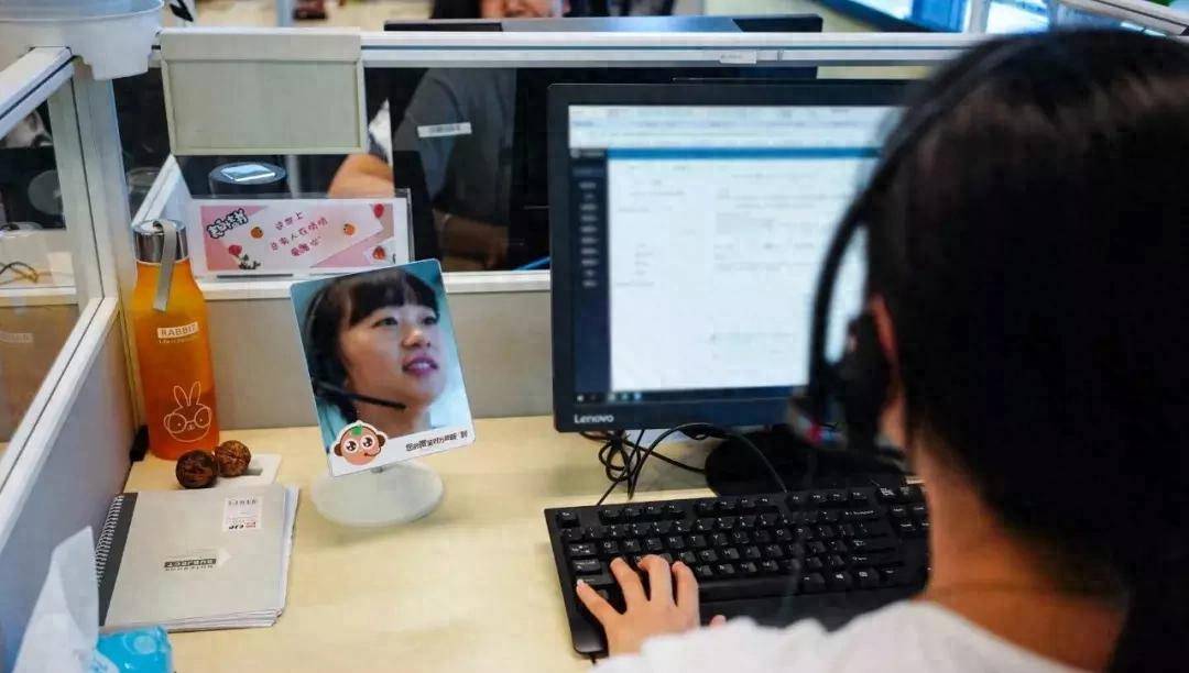 西瓜籽、骨灰盒,还“满车找牙”……丢在滴滴上的东西敢再奇葩点吗? - 鹿快