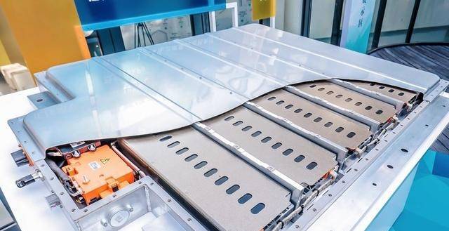 中日韩全军覆没，固态电池布局10多年，为何还不能量产？