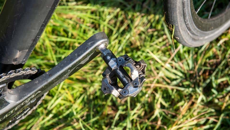 还有哪里可以锯掉？赛场上的9辆超轻公路车