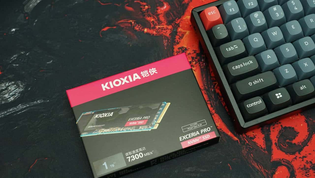 1GB缓存+原厂TLC颗粒:铠侠极至超速PRO SE10 1TB PCIe4.0固态硬盘