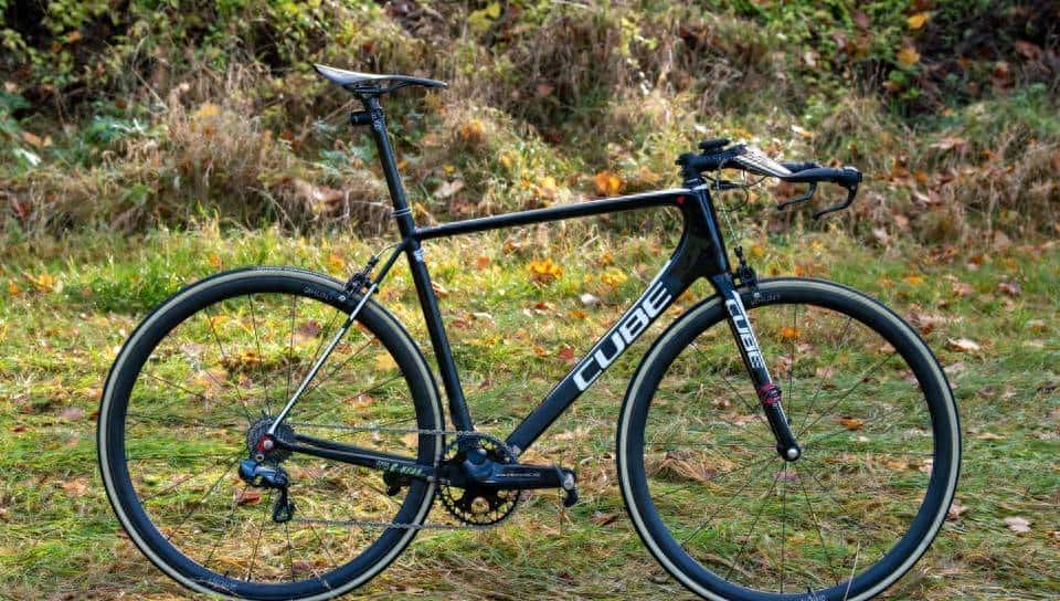 还有哪里可以锯掉？赛场上的9辆超轻公路车