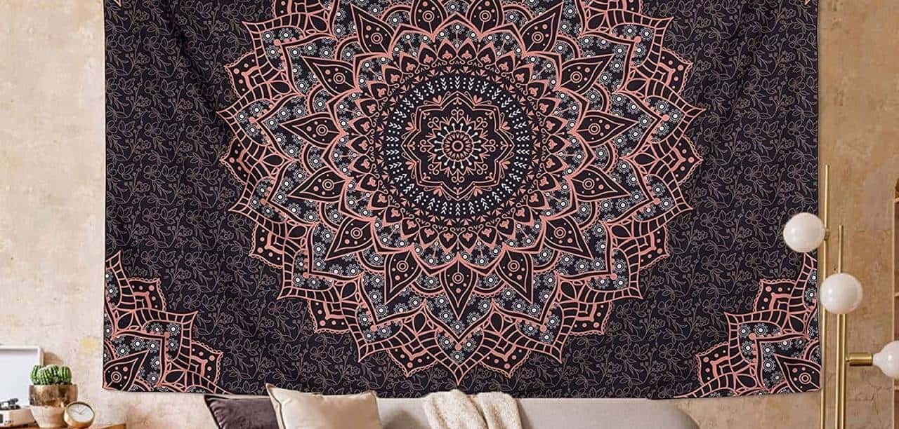 穿越时空双语读:1793年11月8日巴黎卢浮宫博物馆首次向公众开放