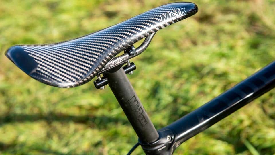 还有哪里可以锯掉？赛场上的9辆超轻公路车